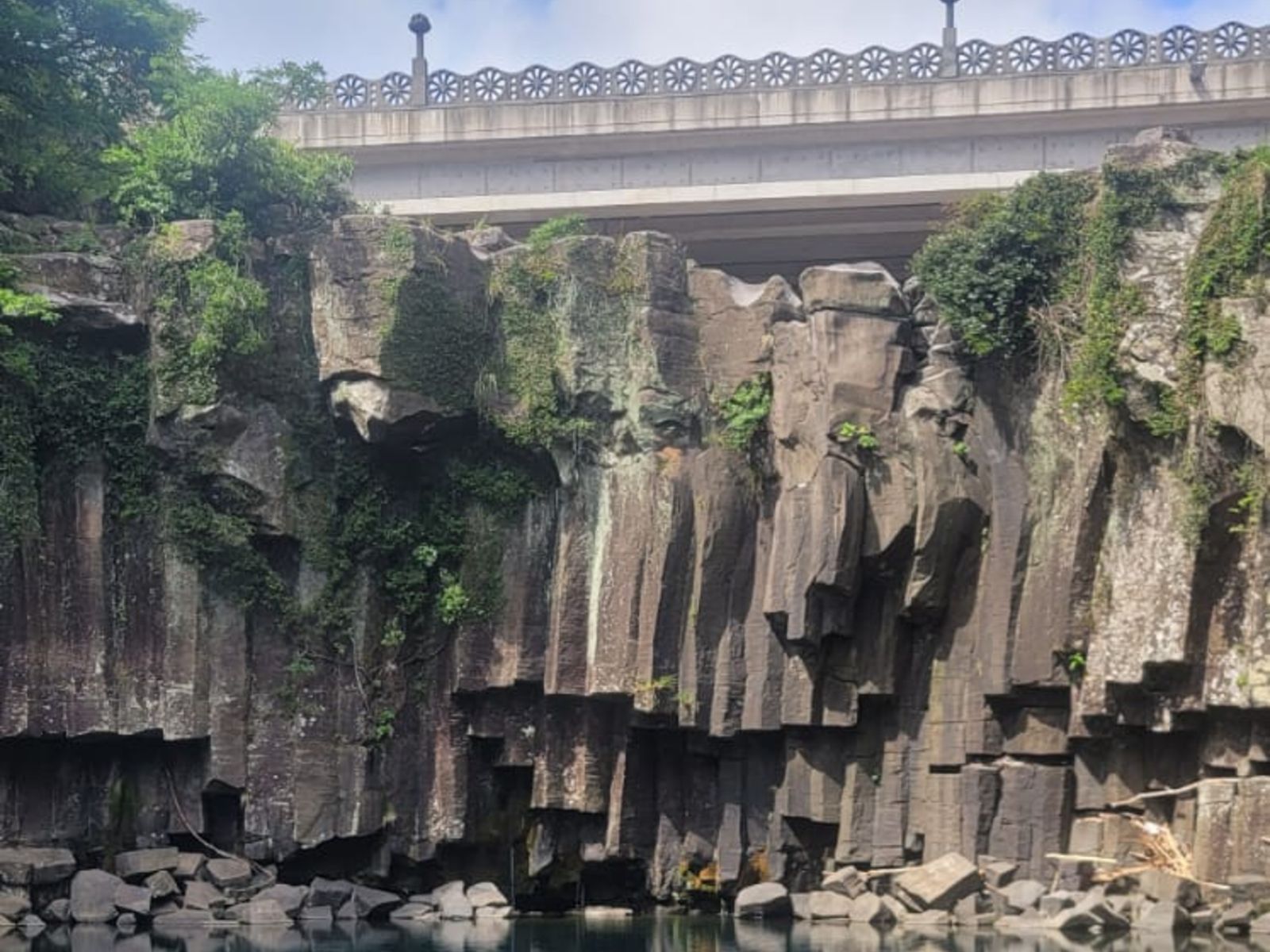 Необычные скалы