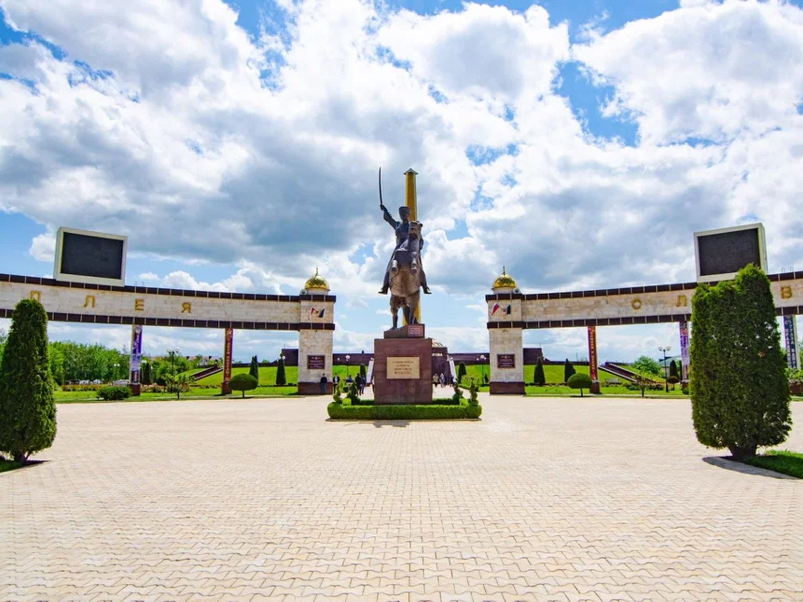 Территория музея