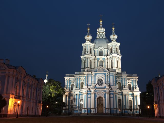 Групповая автобусная экскурсия "Магия вечернего Петербурга"
