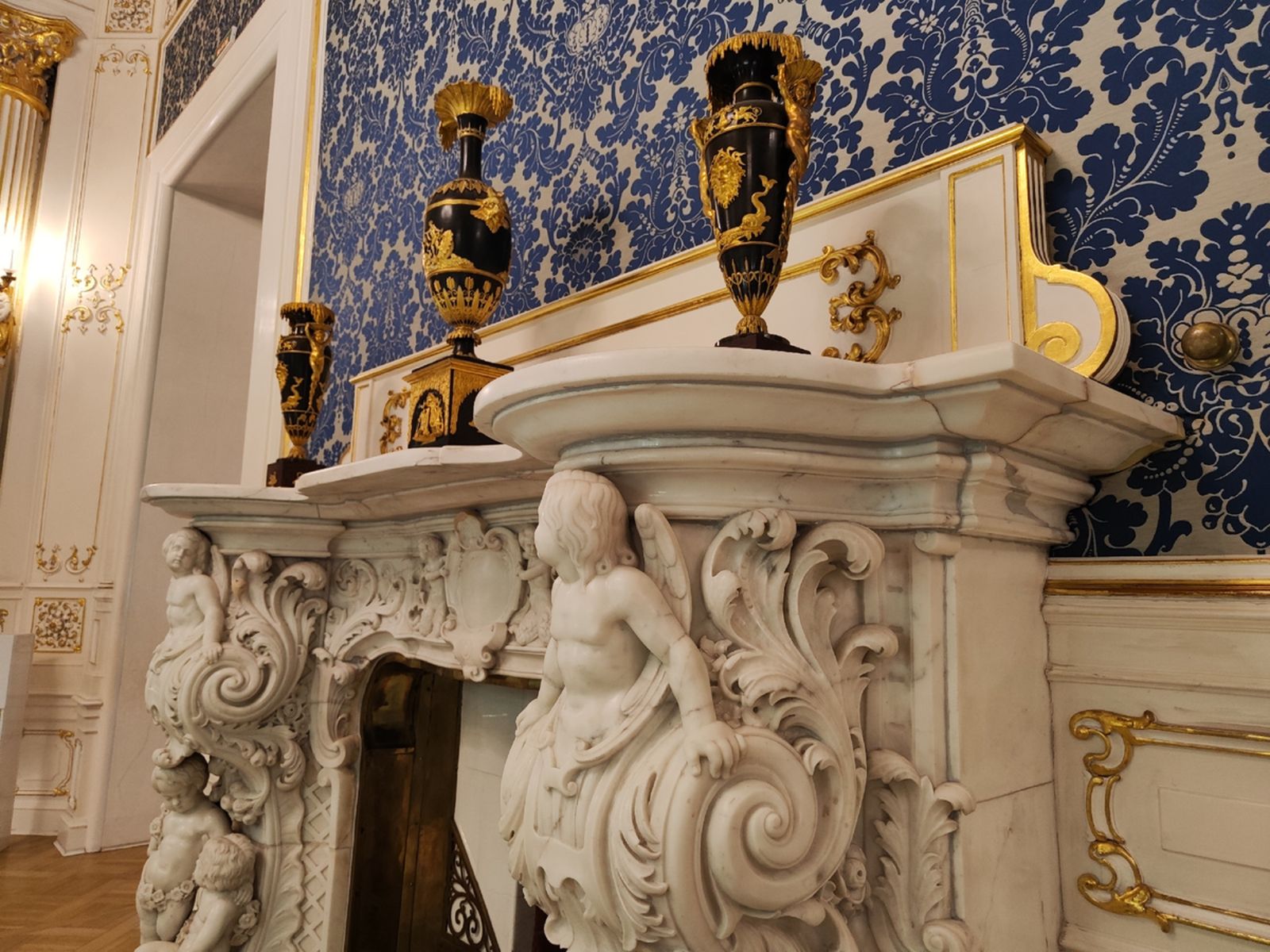 Дворец Шуваловых - Нарышкиных, исторические интерьеры