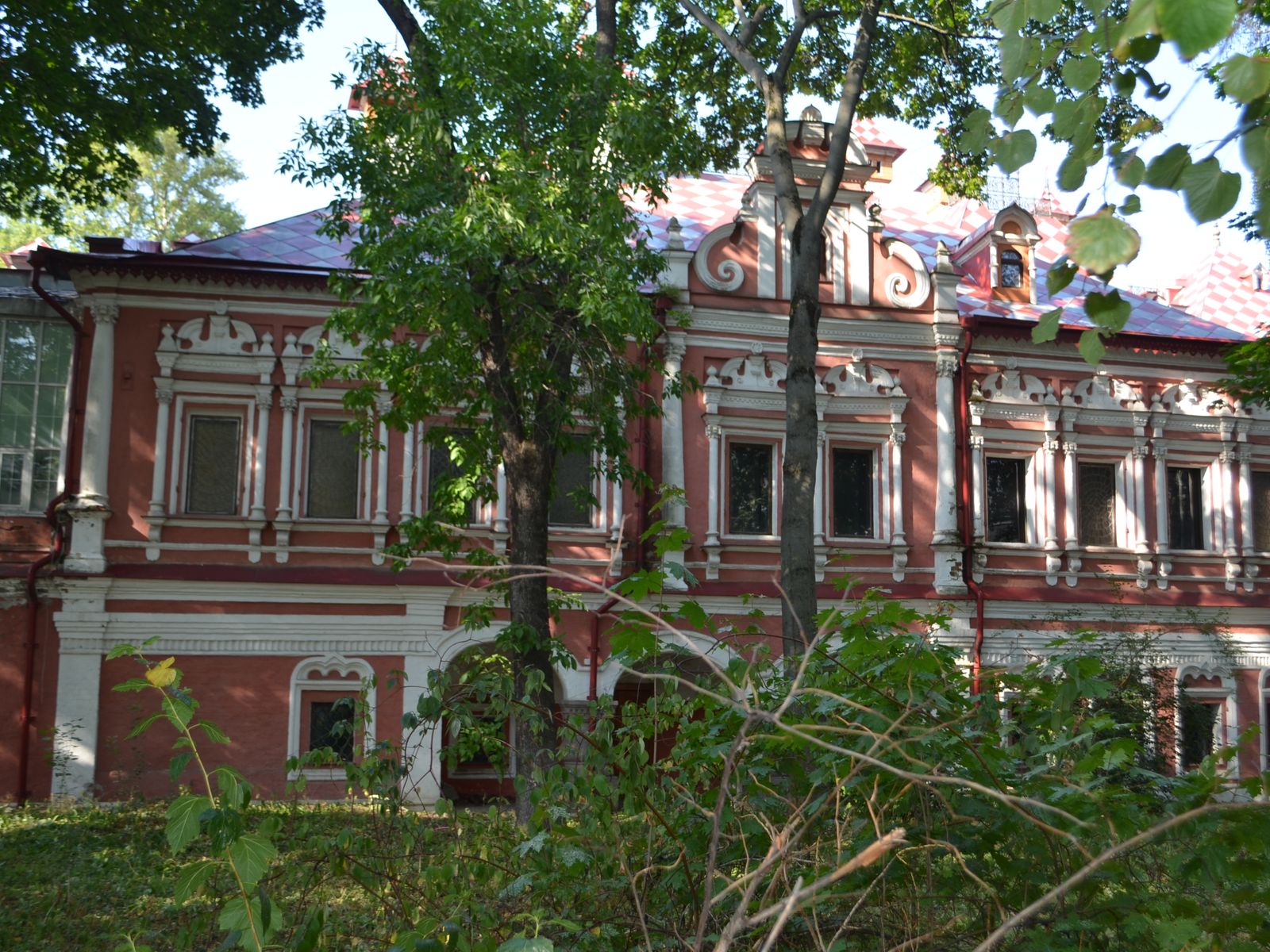 Дворец князей Юсуповых. Большой Харитоньевский переулок