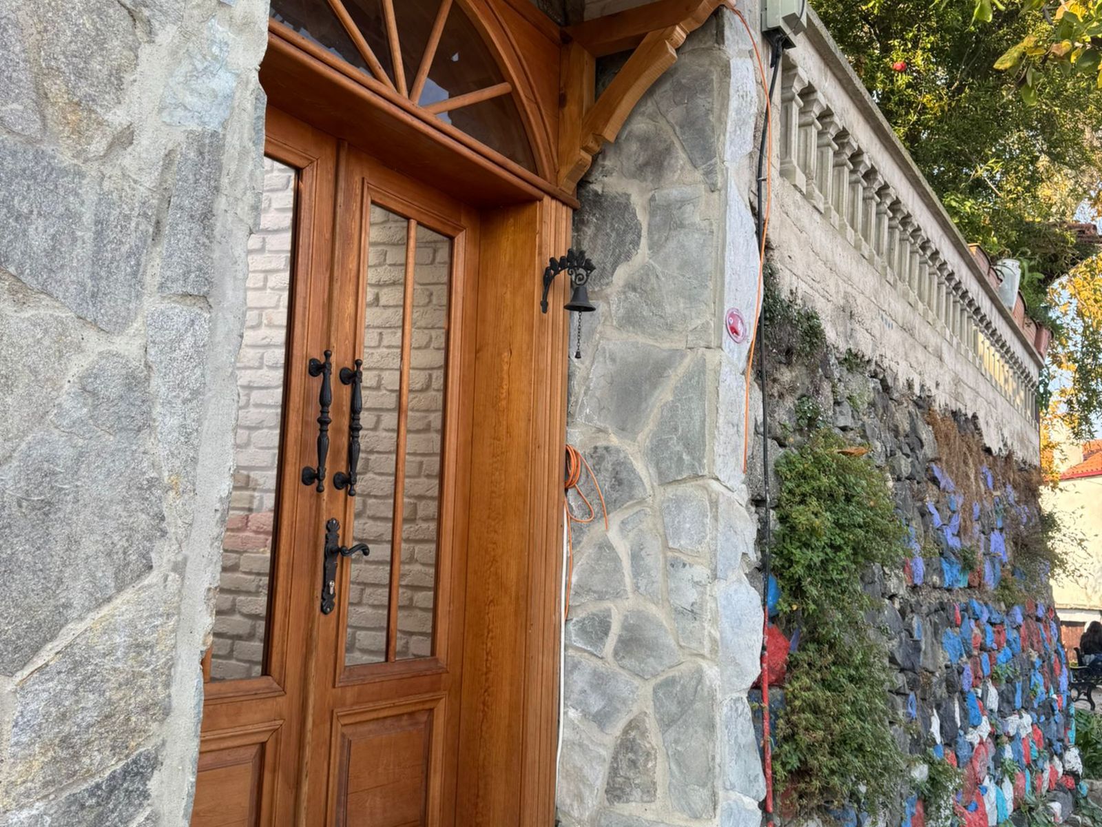 Двери в храм