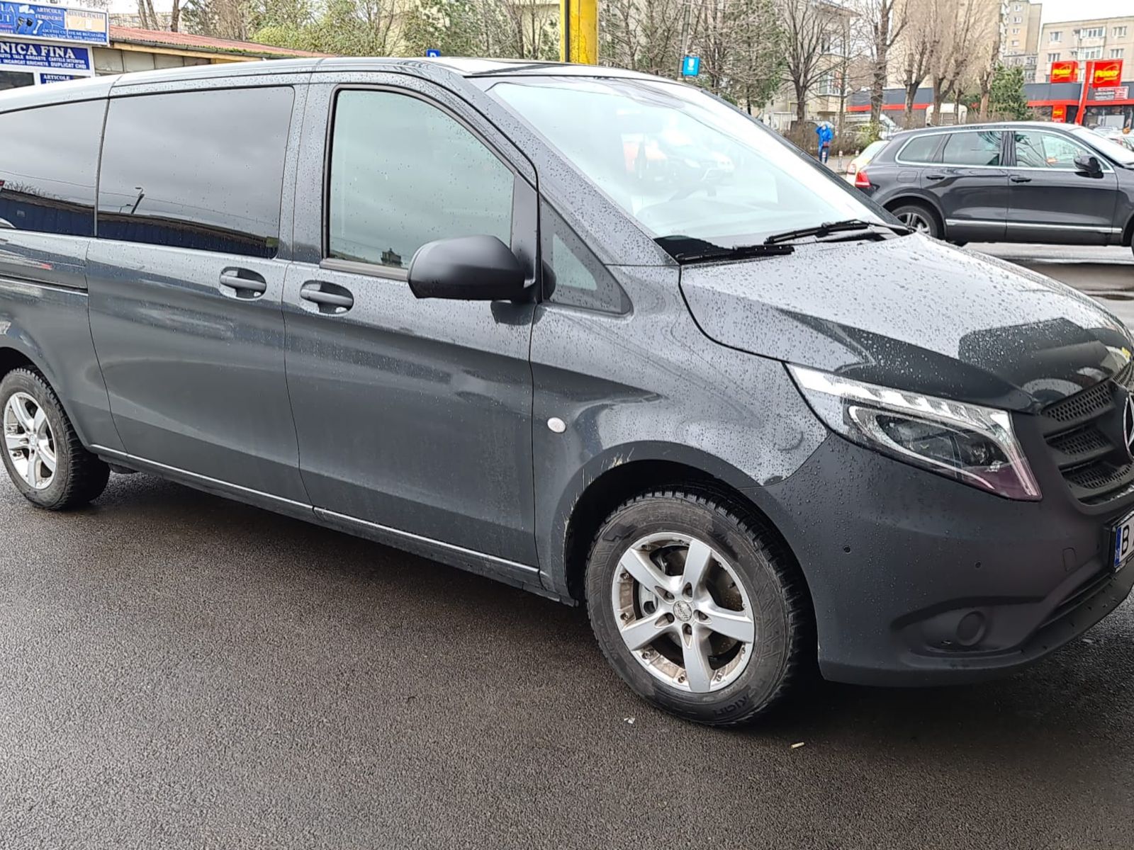 Автомобиль