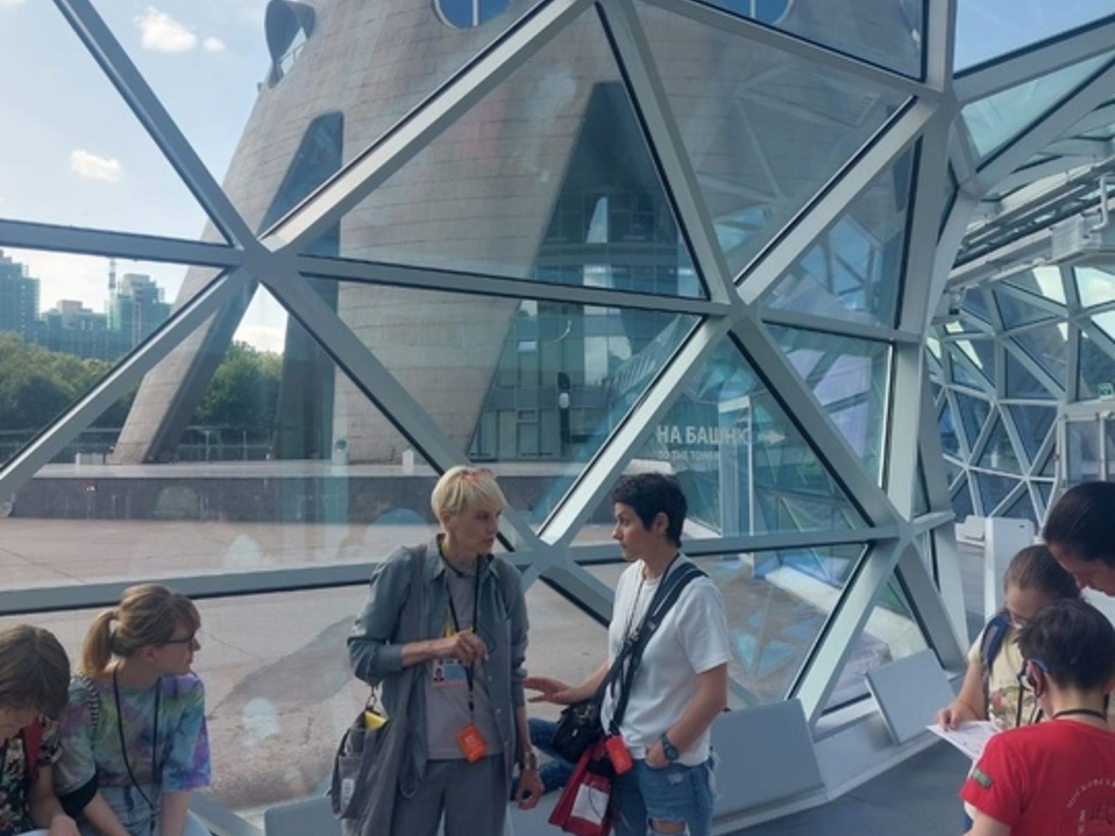 В коридоре башни