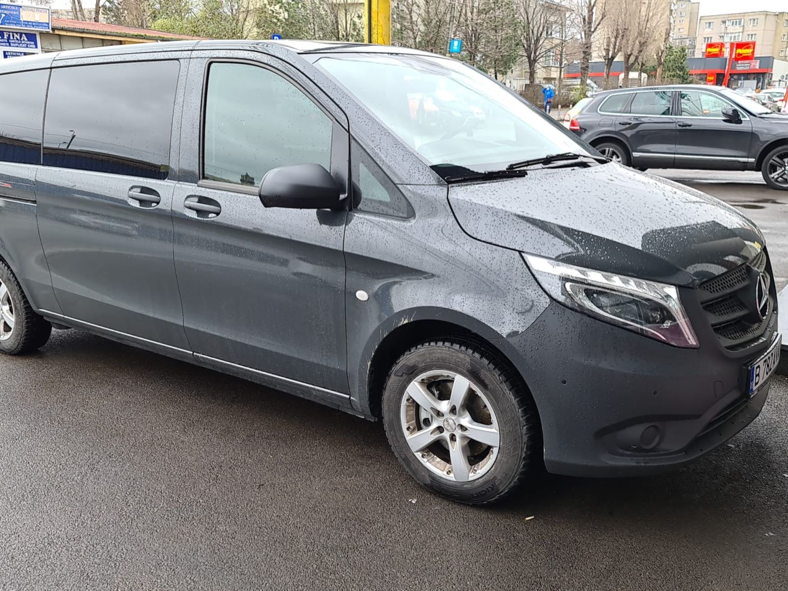 Автомобиль