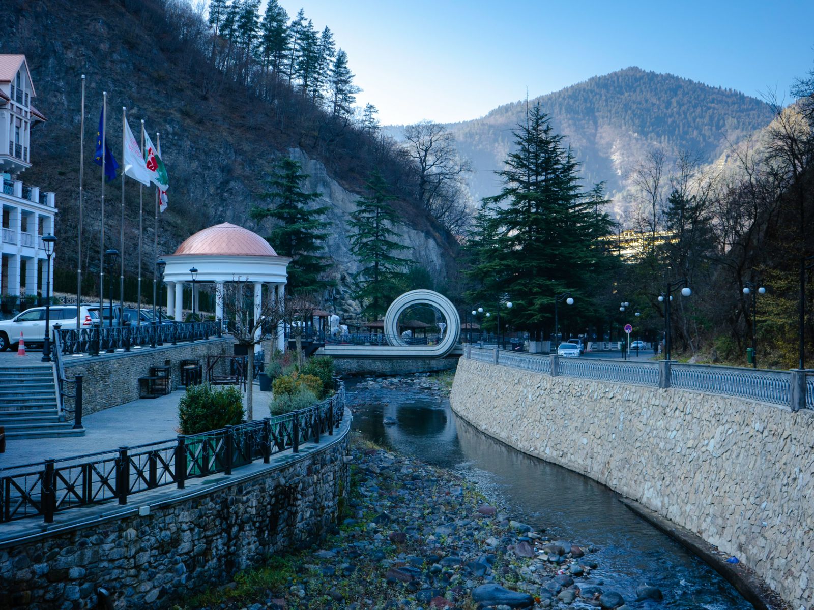 Набережная