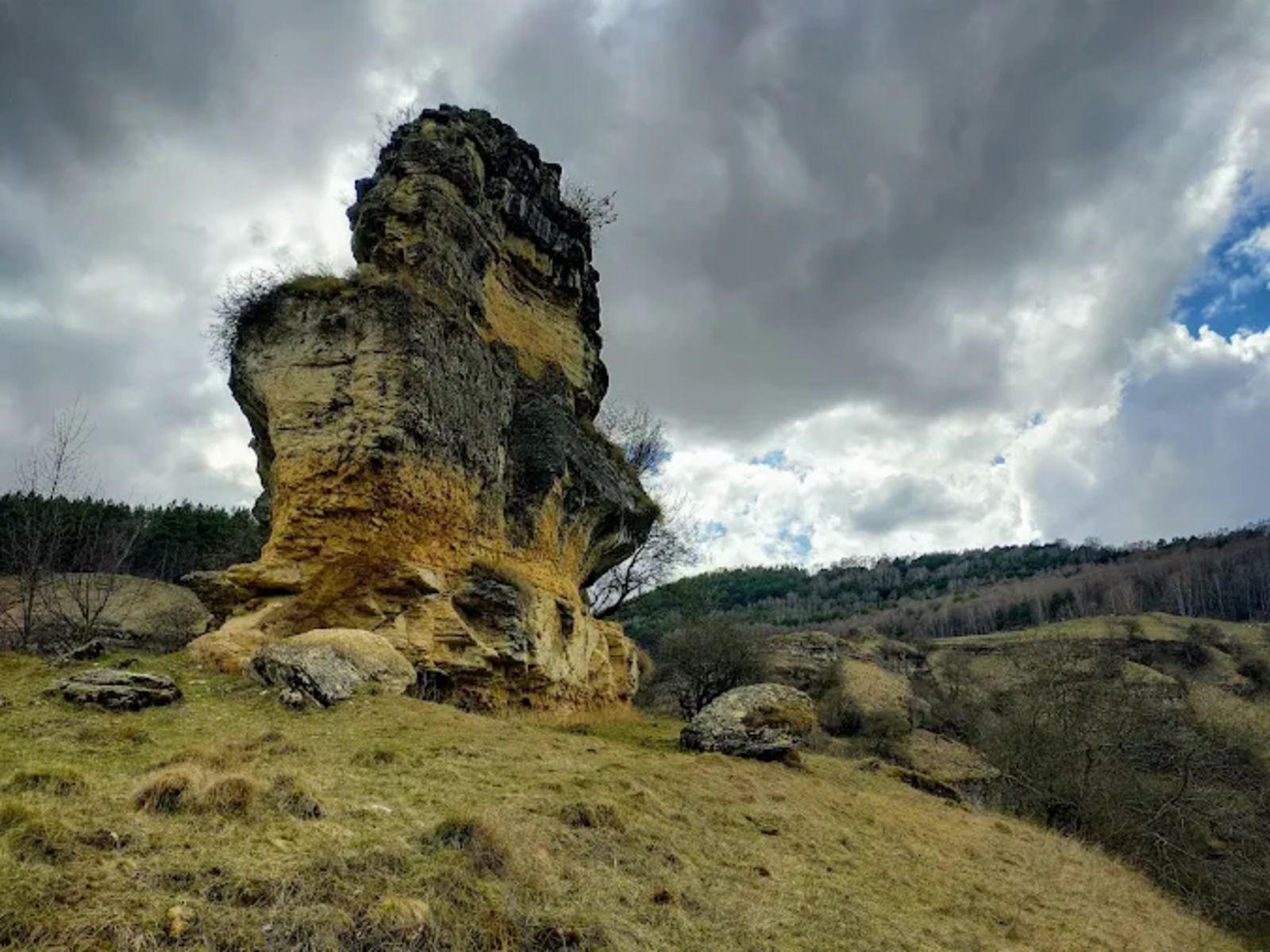Лермонтовская скала