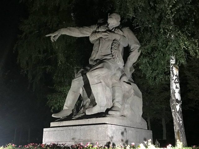 Групповая вечерняя экскурсия "Огни Мамаева кургана" — фото 3