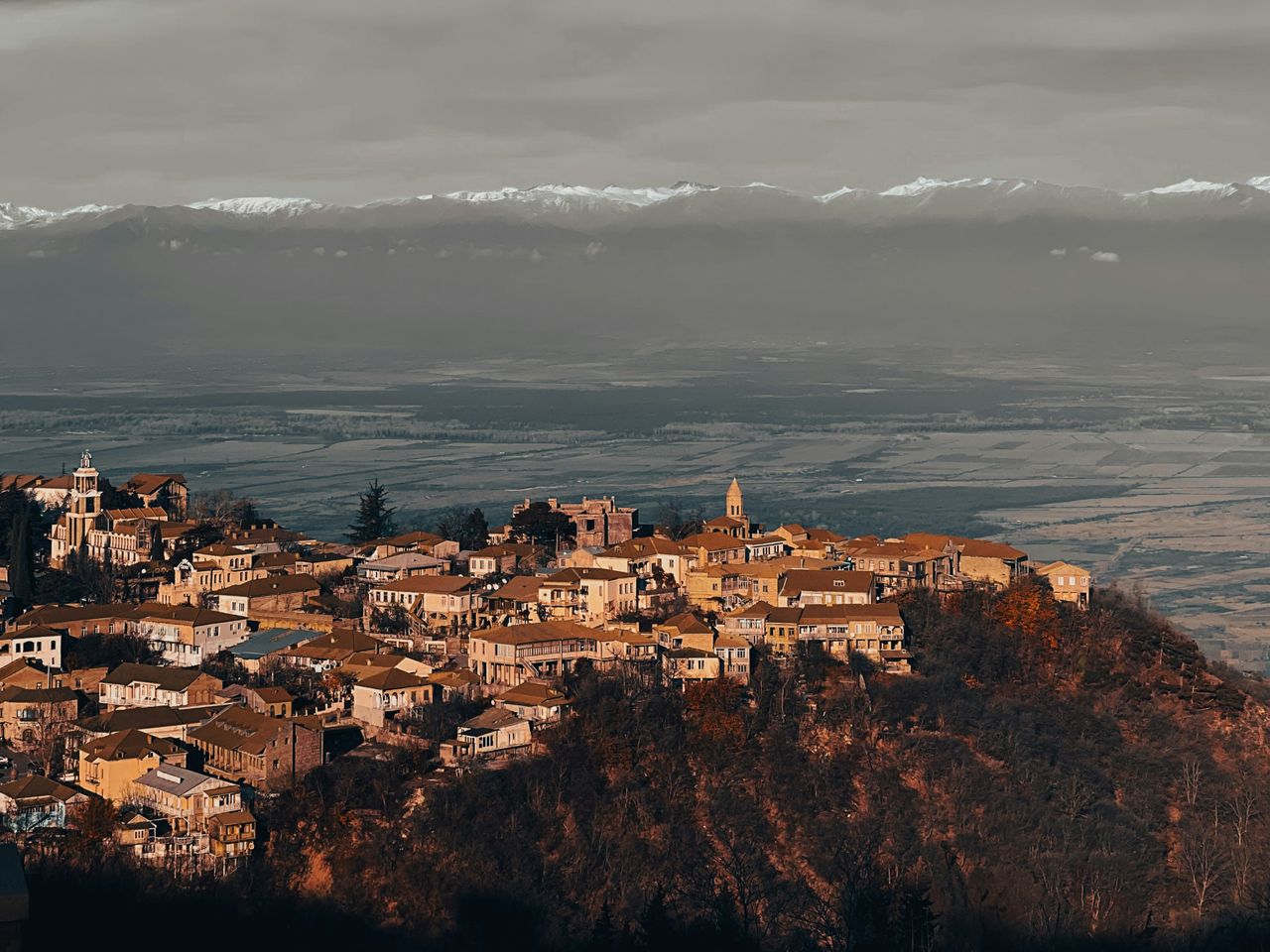 Индивидуальная обзорная экскурсия из Сигнахи по региону Кахетия - индивидуальная экскурсия в Сигнахи на машине гида длительностью 10 часов с количеством участников до 4 человек цена экскурсии 230€