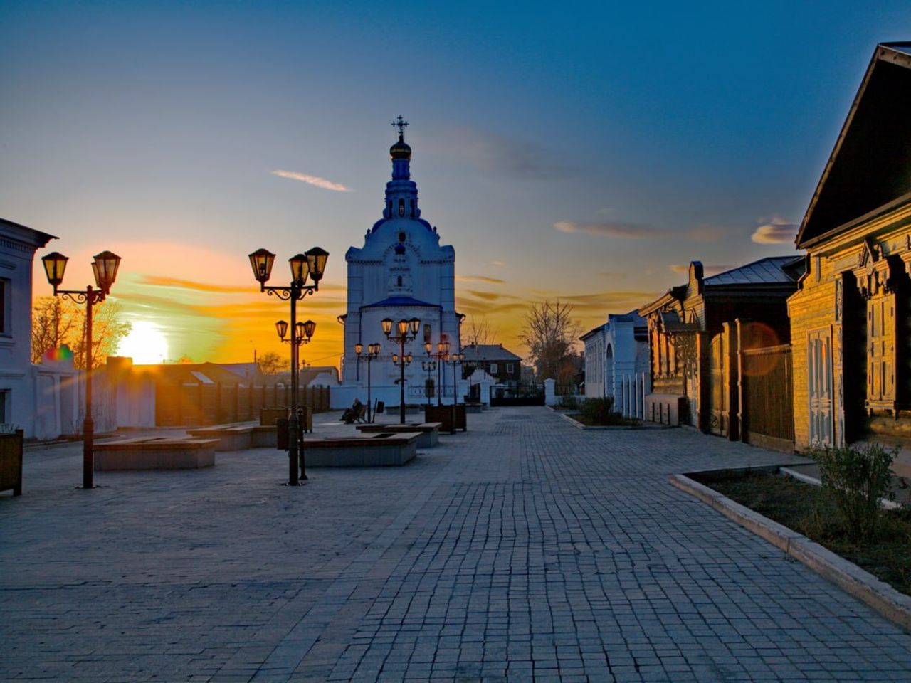 Открывая Улан-Удэ: история и современность на обзорной экскурсии - индивидуальная экскурсия в Улан-Удэ на машине гида длительностью 3 часа с количеством участников до 4 человек со скидкой 10% еще 3 часа цена экскурсии 13500₽