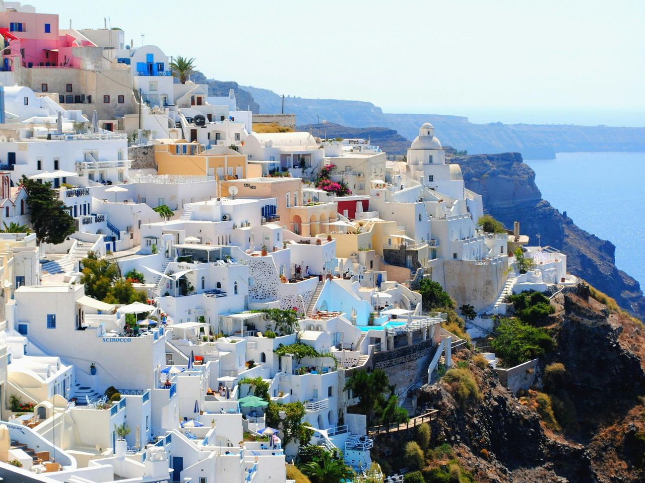 Групповая экскурсия по Санторини для пассажиров Astoria Grande - групповая экскурсия на Санторини на автобусе длительностью 6 часов с количеством участников более 20 человек цена экскурсии 60€