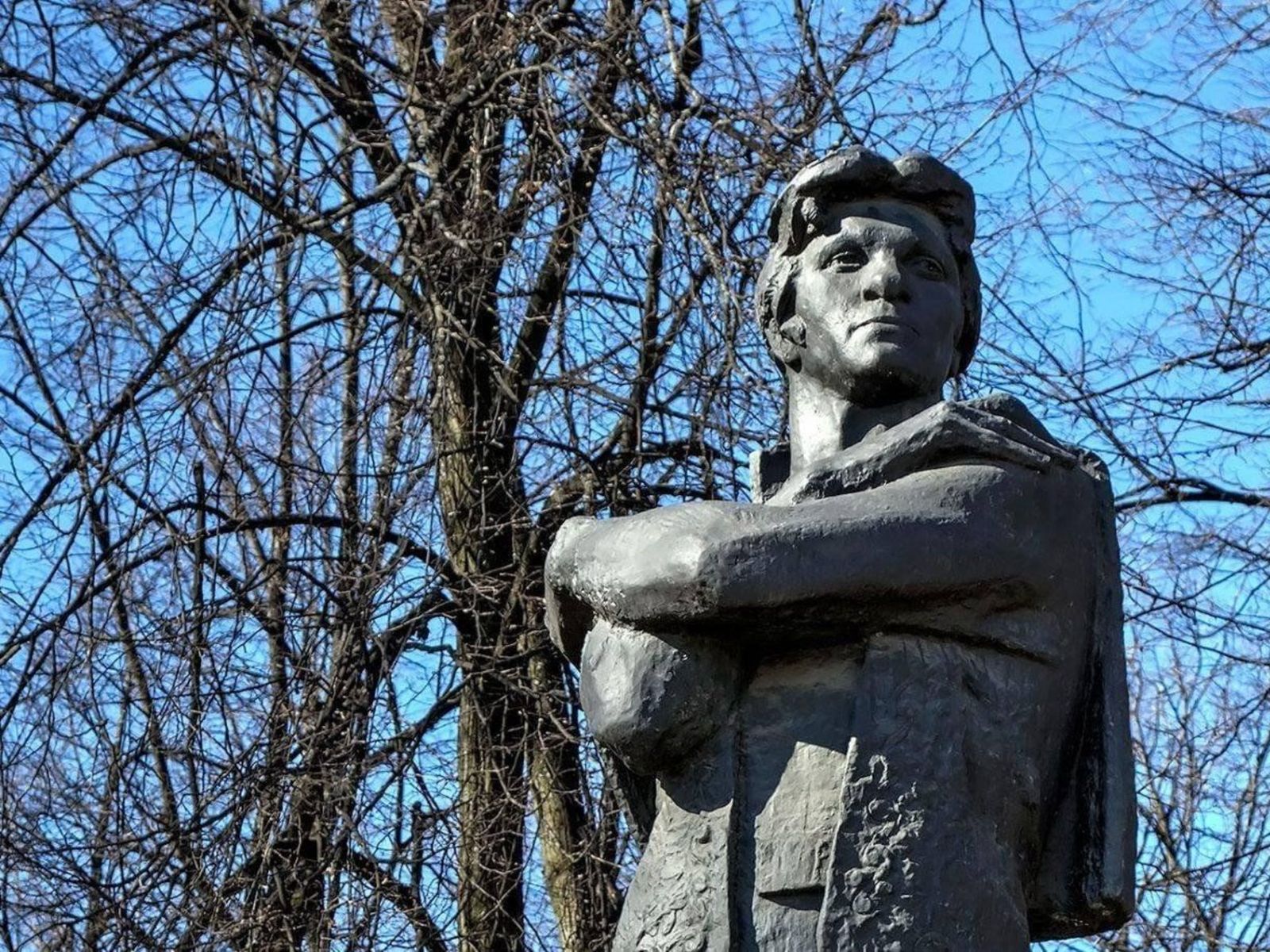 Памятник Федору Волкову