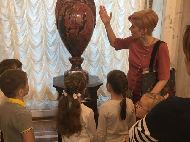 Индивидуальная обзорная экскурсия в Эрмитаж для детей и взрослых