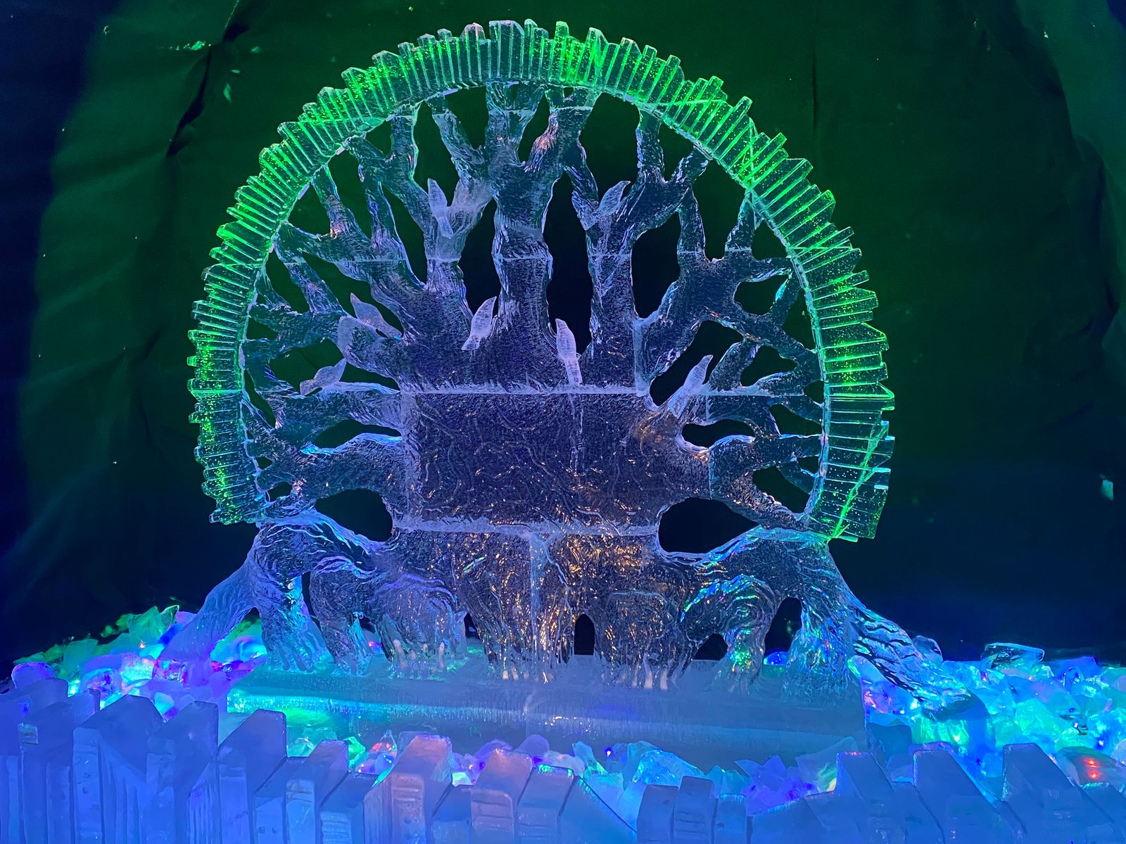 Ледяная фигура