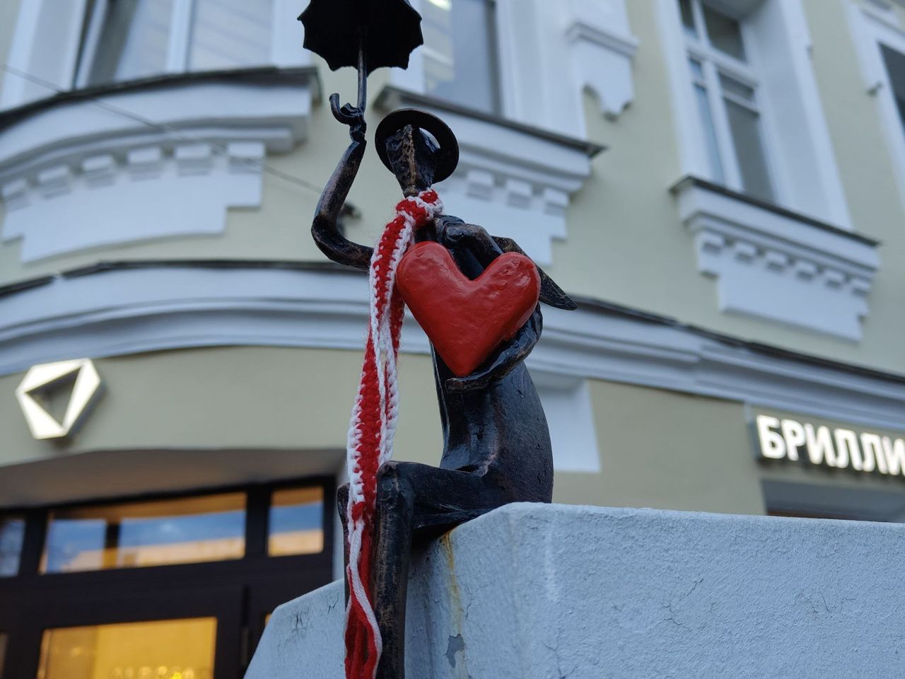 Обзорная квест-экскурсия "Ангельский Смоленск" в пешем формате - индивидуальная экскурсия в Смоленске пешком длительностью 2 часа с количеством участников до 15 человек цена экскурсии 2100₽