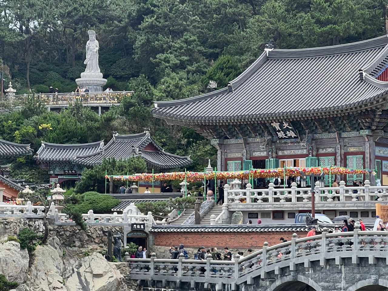 Индивидуальная обзорная экскурсия в Пусане - индивидуальная экскурсия в Пусане на машине гида длительностью 8 часов с количеством участников до 3 человек цена экскурсии 670$