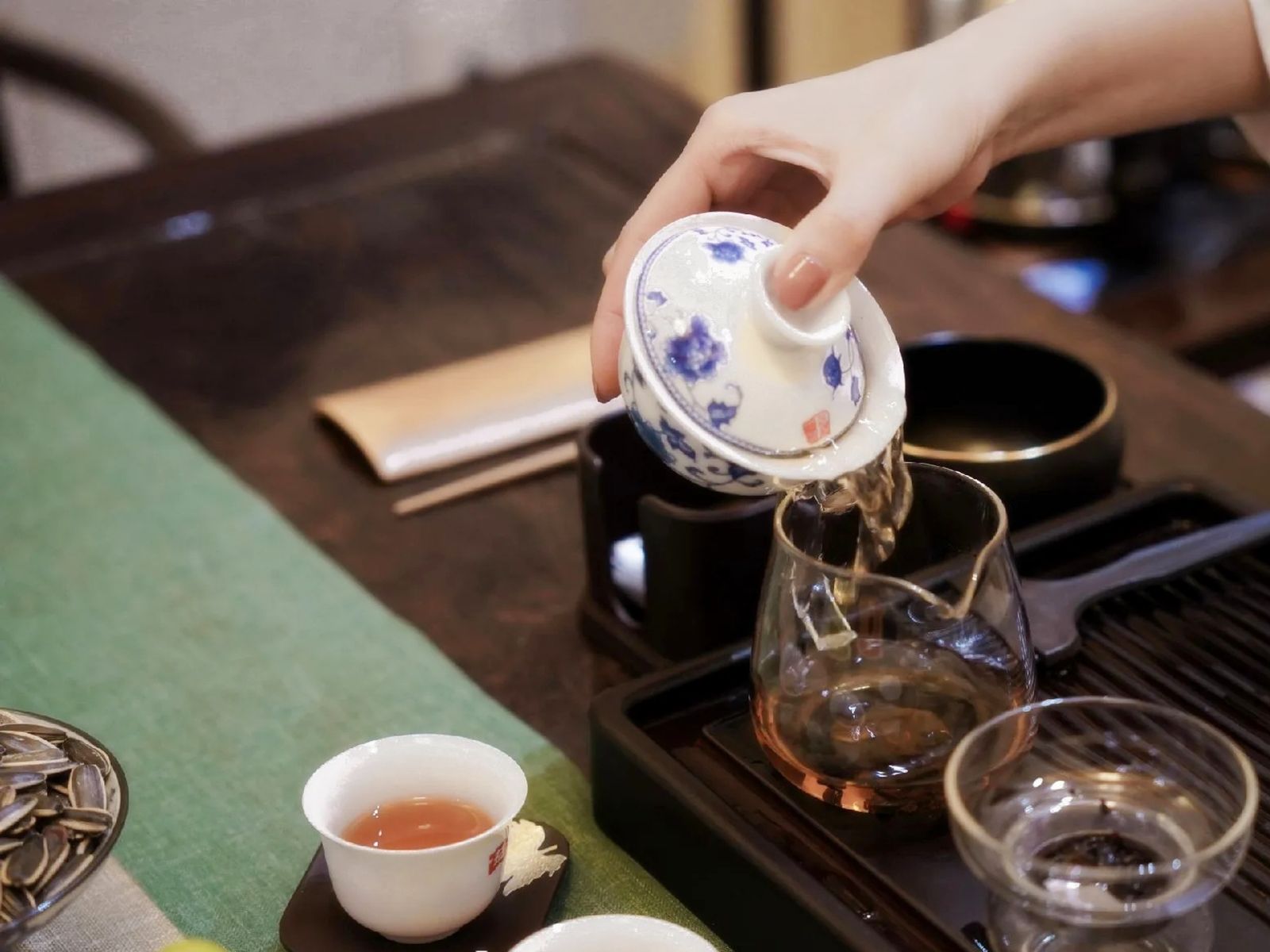 На чайной церемонии