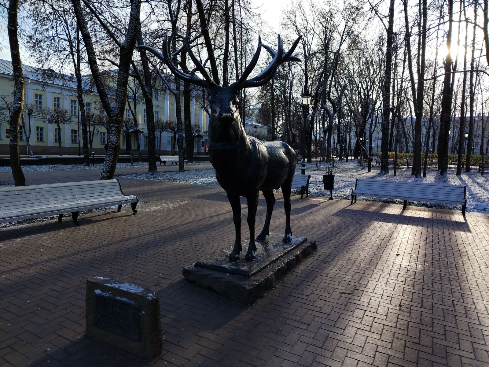 Олень Смоленский в саду Блонье