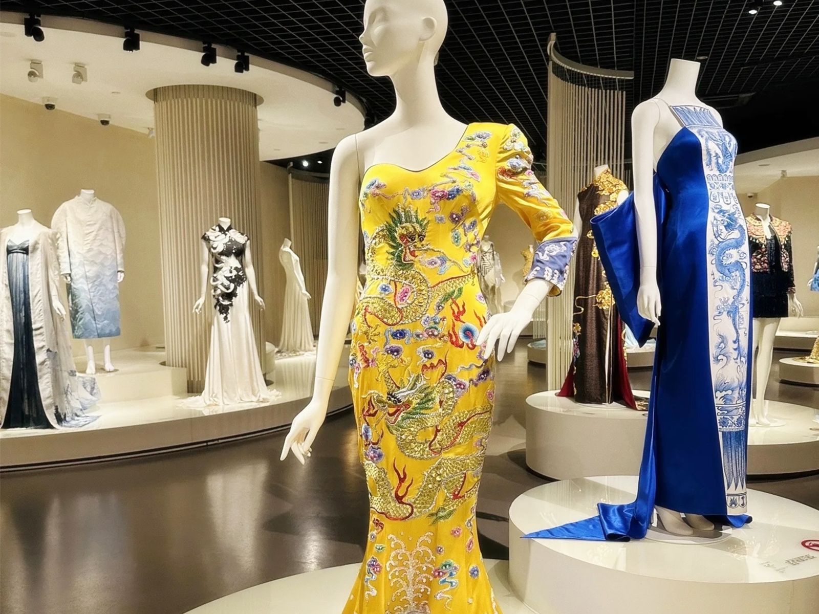 В Музее шелка