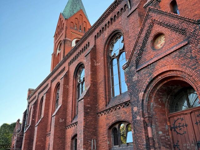 Экскурсия от старинных улиц Черняховска к легендам замка Тапиау