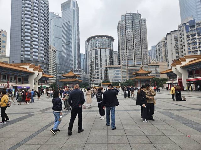 Индивидуальный 2-дневный обзорный тур по Чэнду и Чунцину