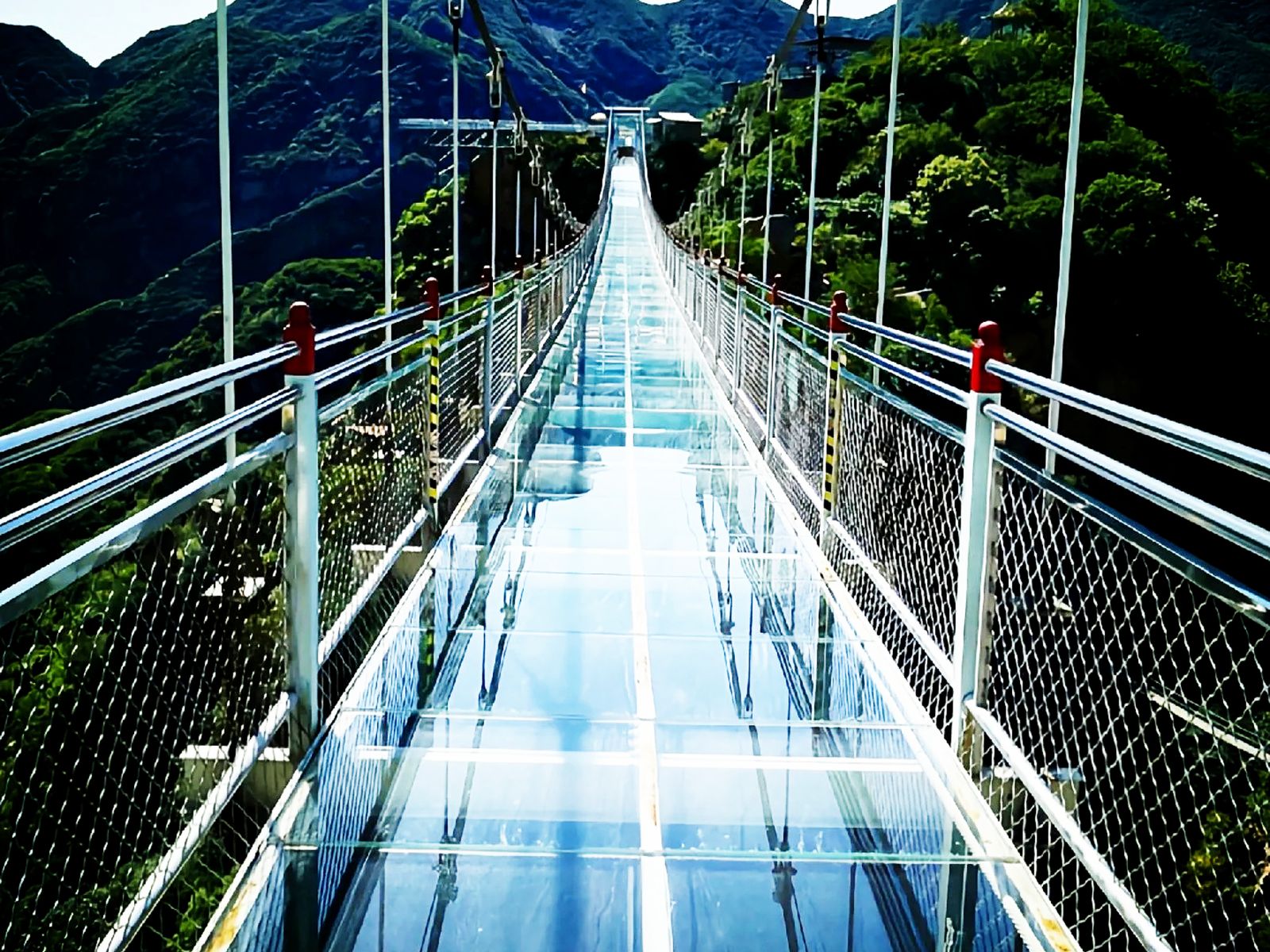 Стеклянный мост, парк Тяньюньшань