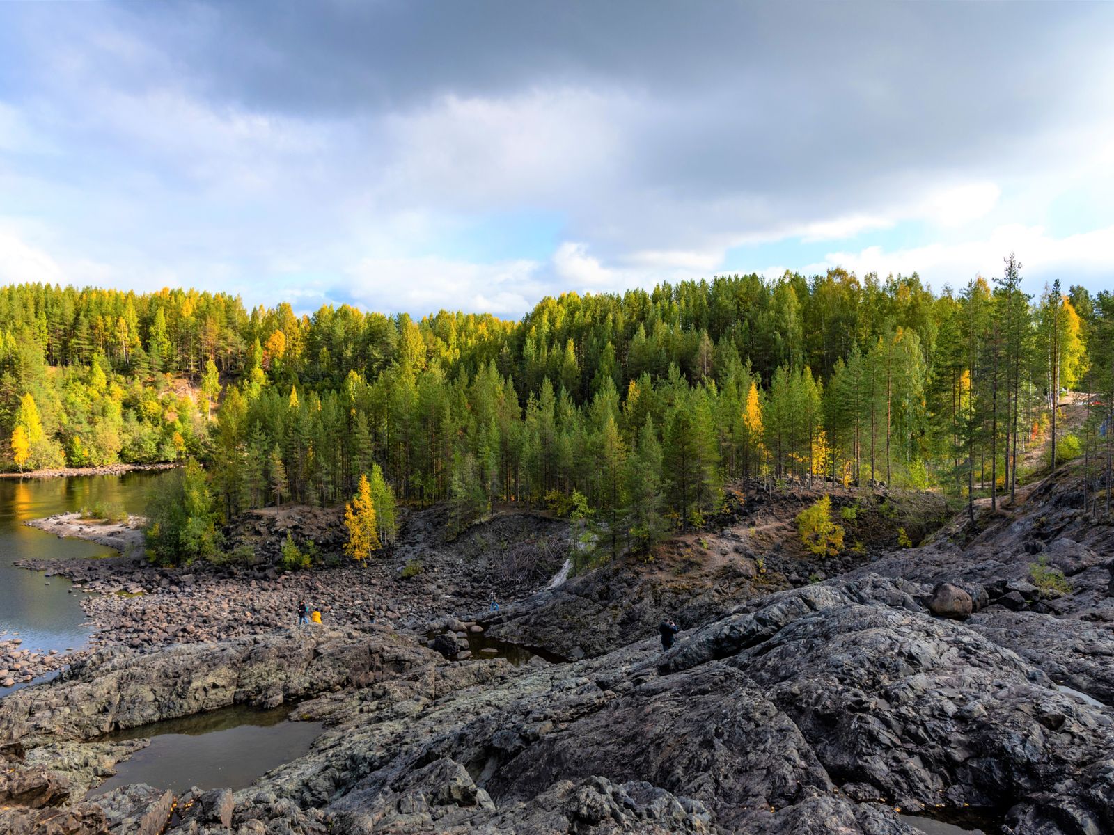 Палеовулкан Гирвас 