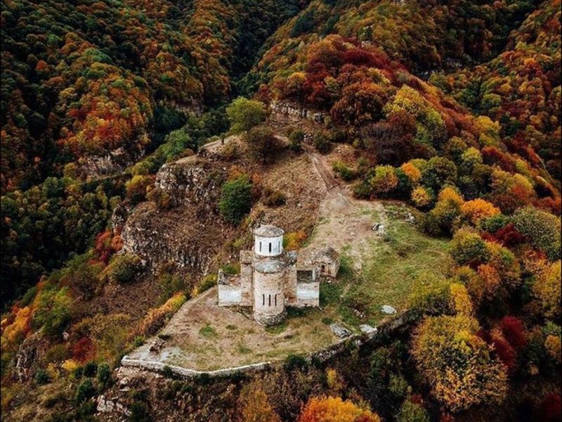 Древнейший Сентинский храм близ Домбая