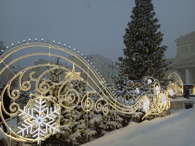 Праздничная новогодняя экскурсия по Москве