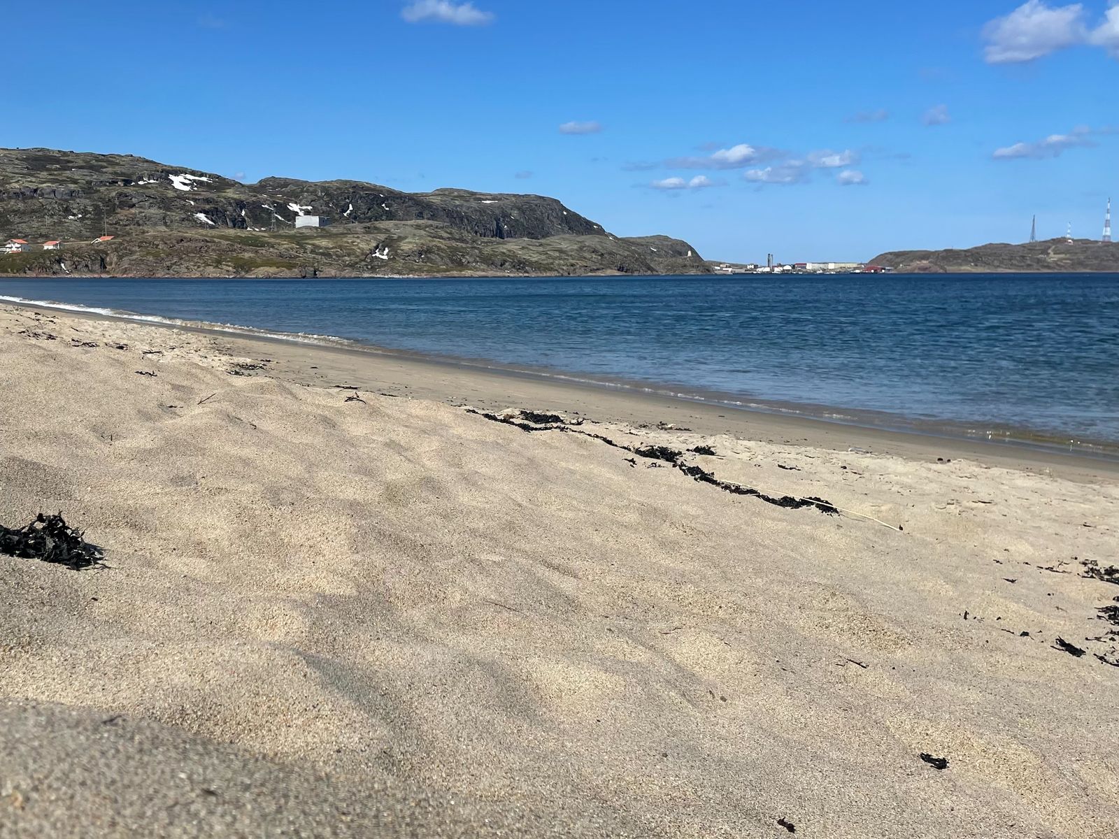 Песчаный пляж, Старая Териберка, вид на бухту