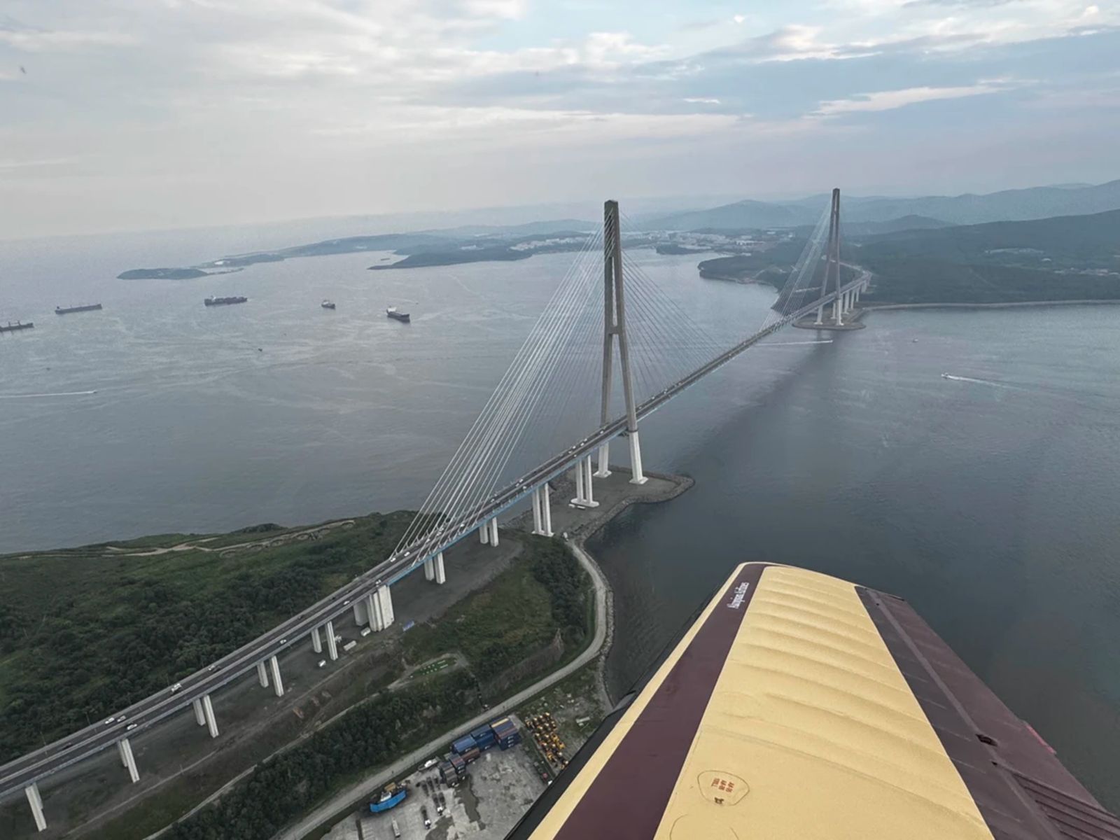 Полёт над проливом Босфор Восточный