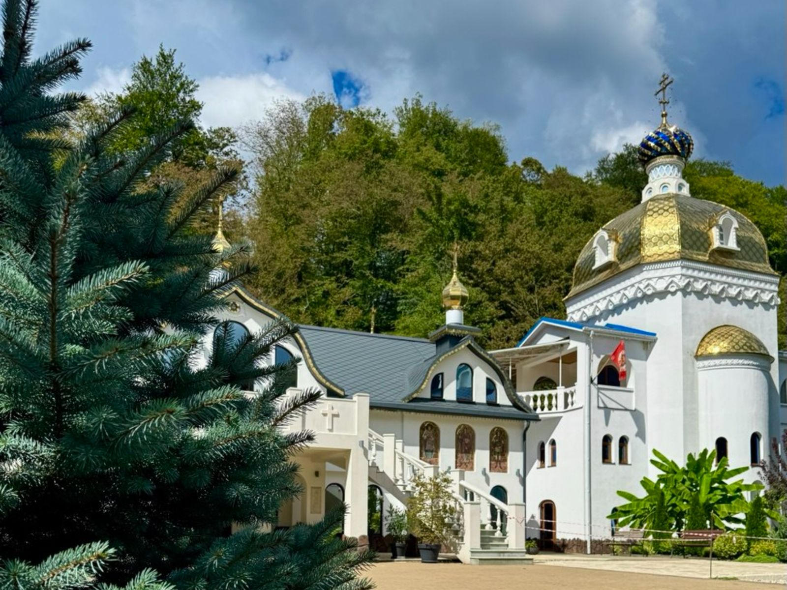 На территории