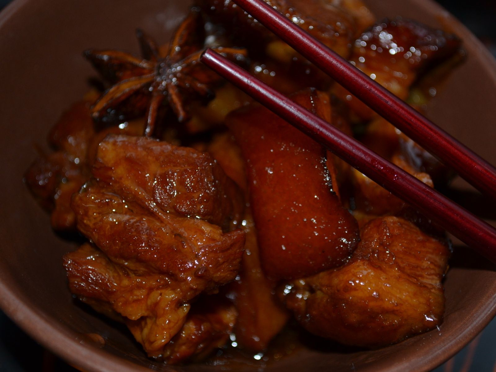Карамелизированная свинина “Хуншао”