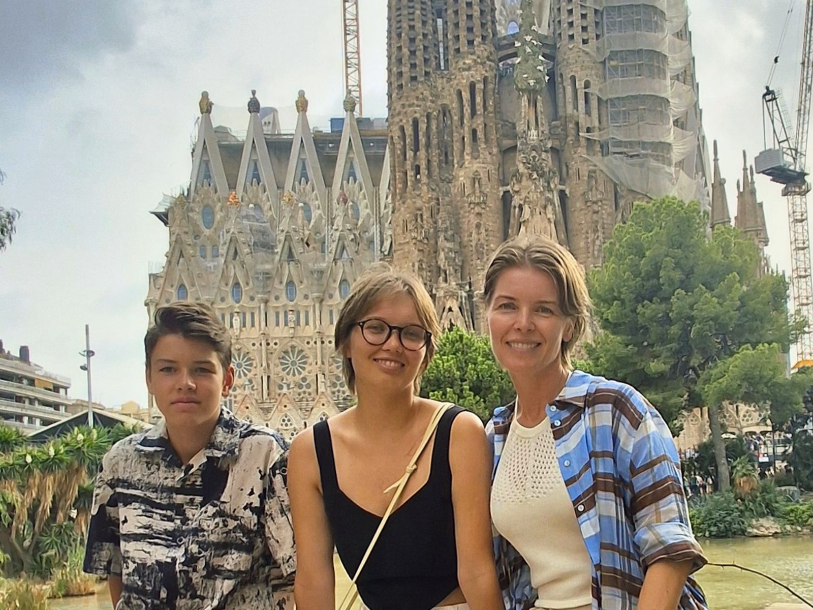 Саграда Фамилия продолжает расти в небо - уже 140 с лишним лет...