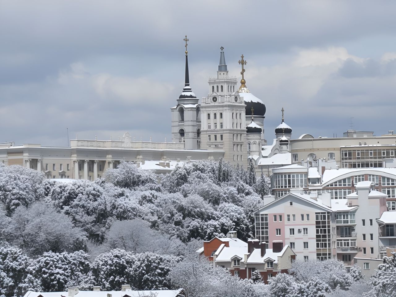 Экскурсия в Воронеже "Новогодняя прогулка по городу V." - индивидуальная экскурсия в Воронеже пешком длительностью 3 часа с количеством участников до 6 человек цена экскурсии 6500₽