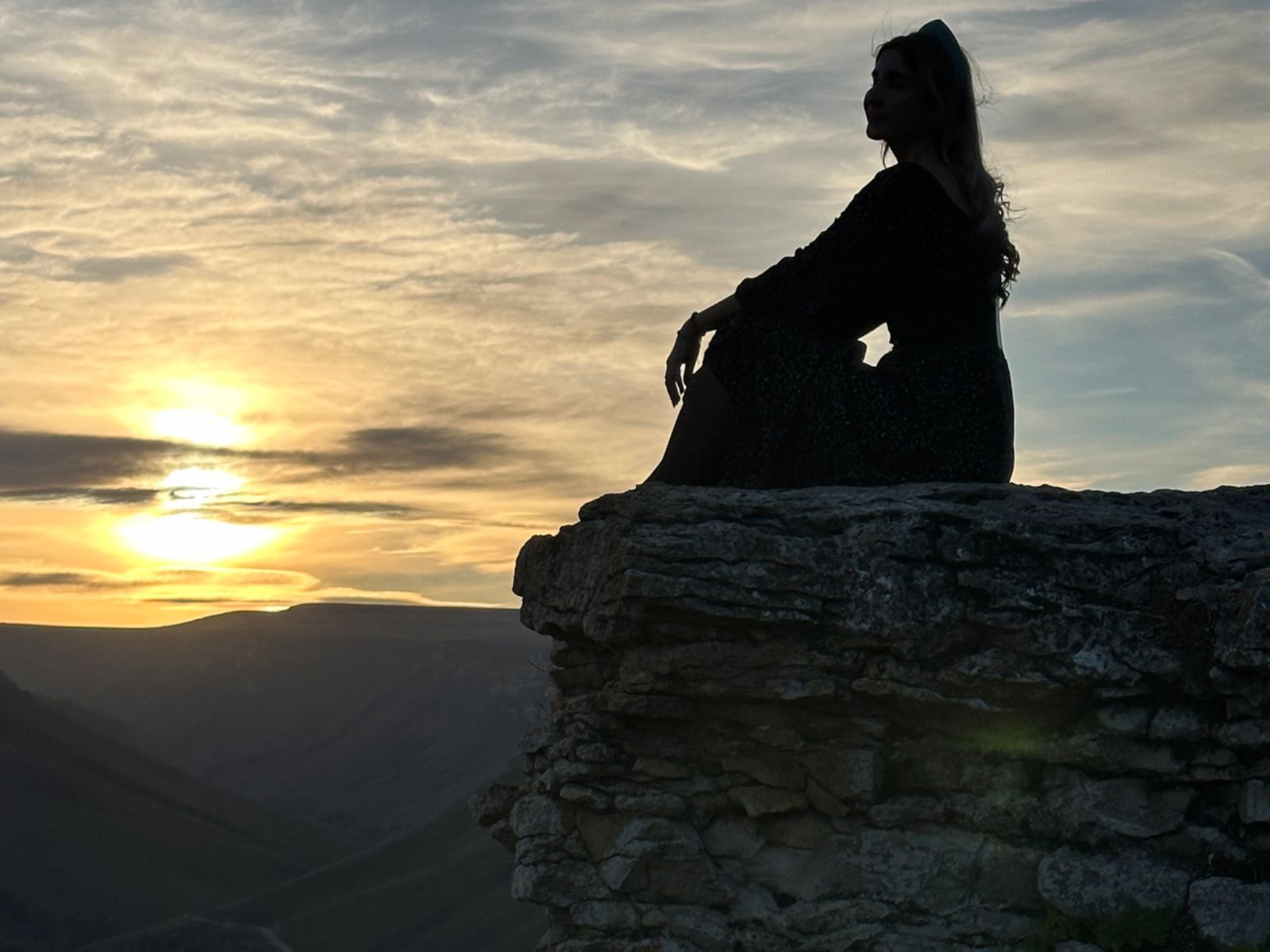 Можем заехать на смотровую площадку с видом на водопады