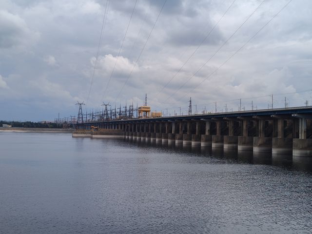 Обзорная экскурсия в Волжский и на север Волгограда