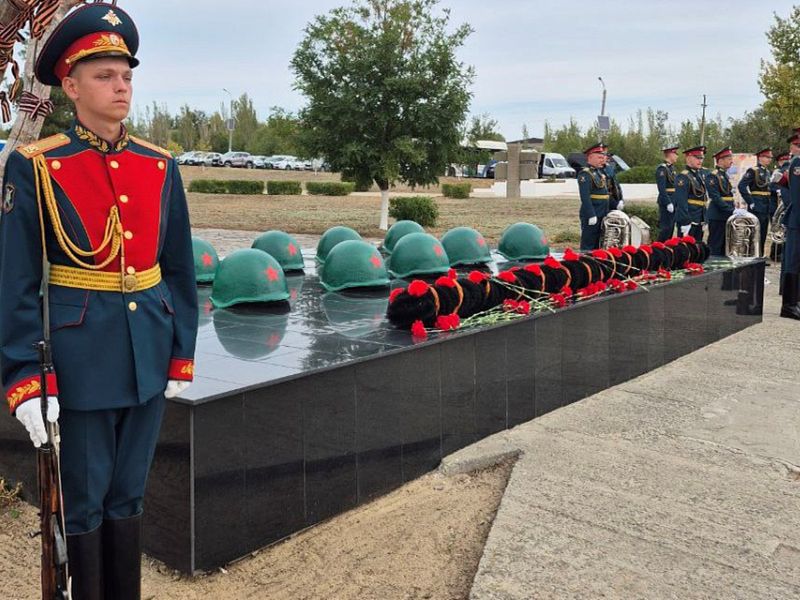 Братская могила на Солдатском поле