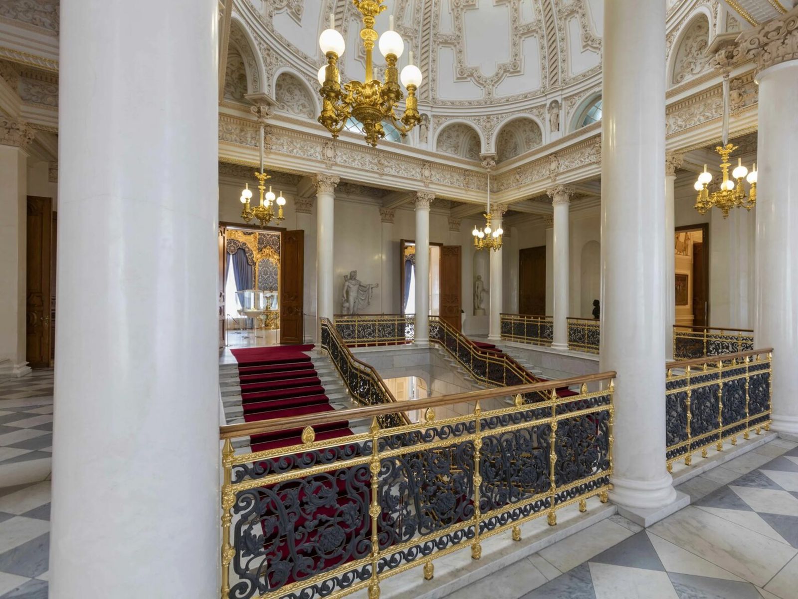 Дворец Шуваловых-Нарышкиных