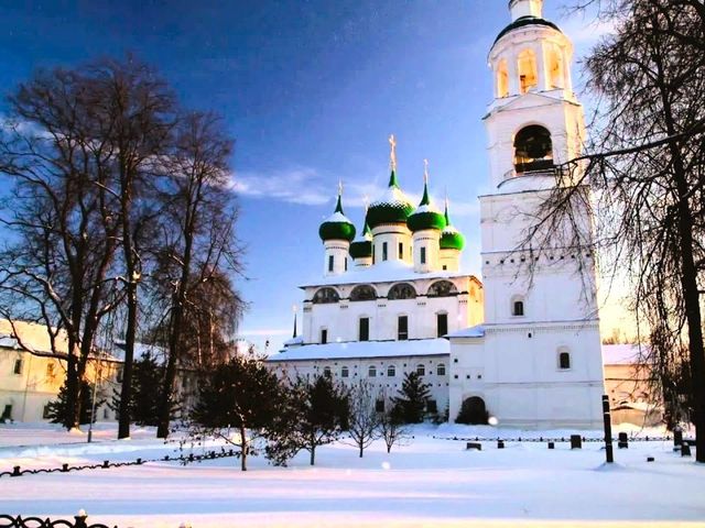 Сборная автобусная экскурсия в Толгский монастырь на Рождество