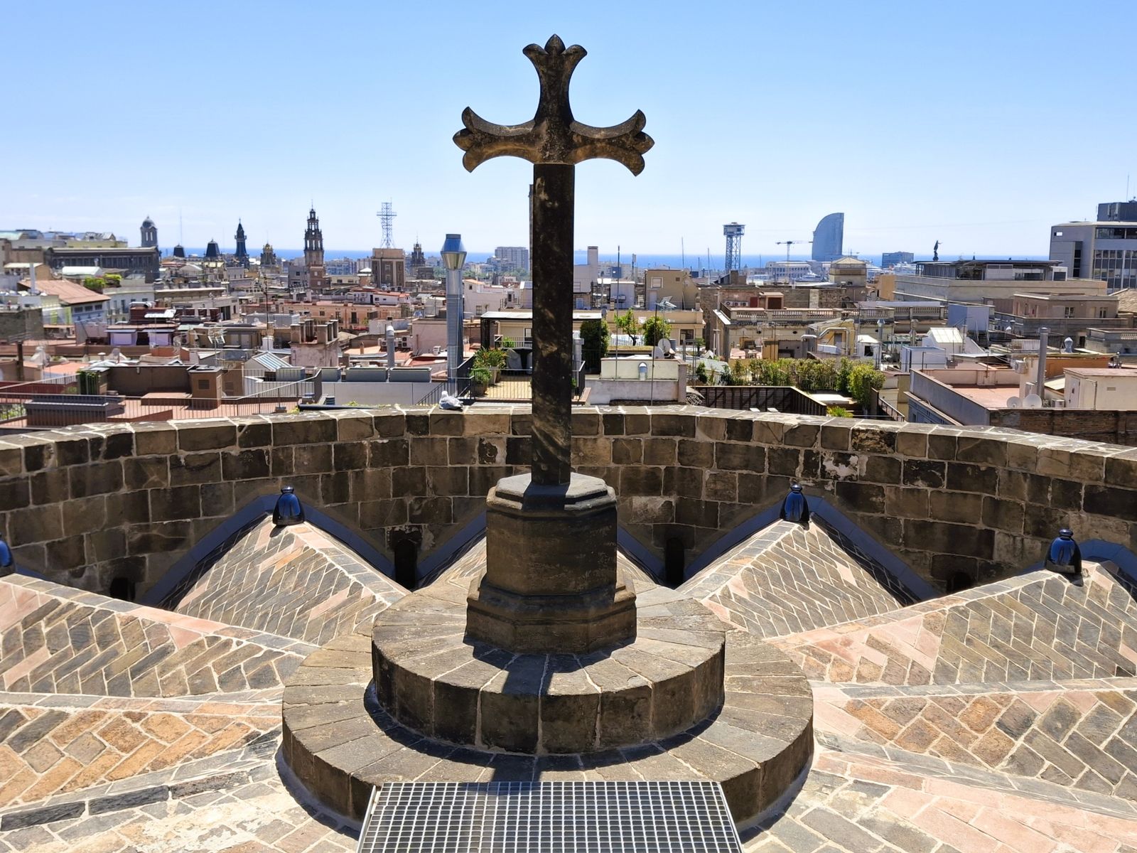 Крыши Старой Барселоны