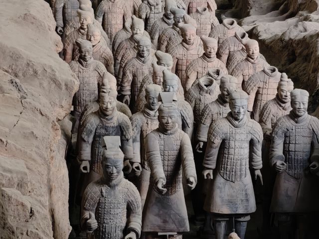 Экскурсия из Сианя к терракотовой армии и на антикварную улицу