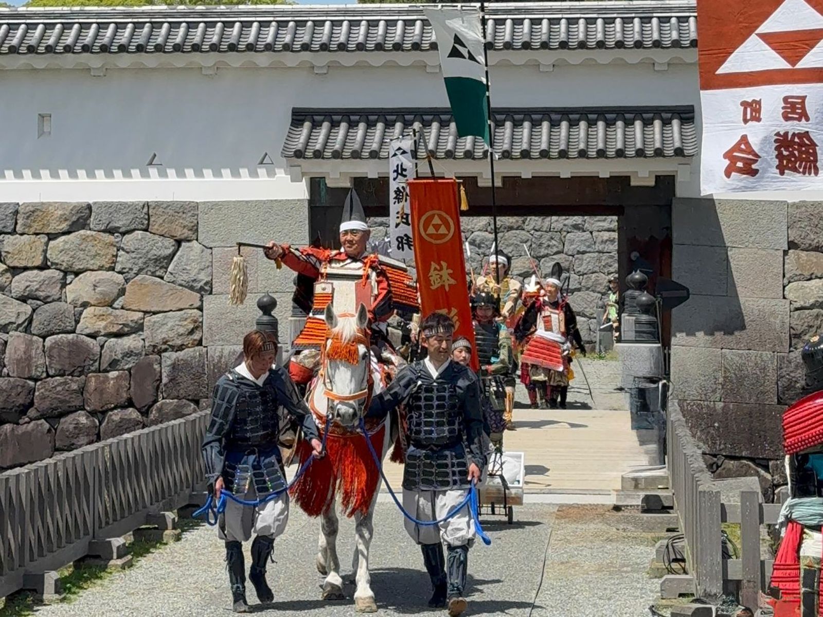 Традиционное шествие