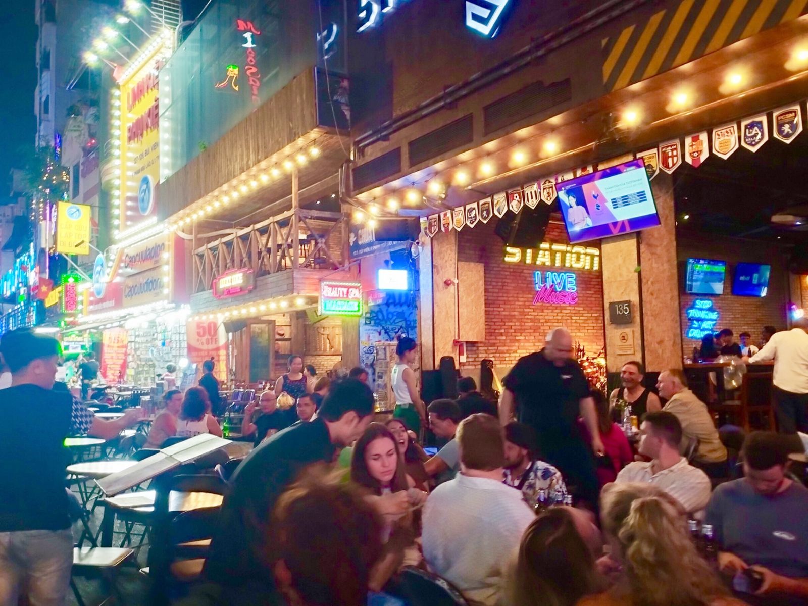 Ощутите современную и неугомонную энергию Хошимина