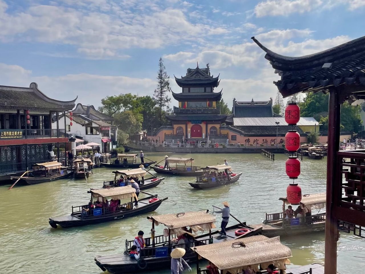 Обзорная экскурсия из Шанхая в древний водный город Чжуцзяцзяо - индивидуальная экскурсия в Шанхае на машине гида длительностью 7 часов с количеством участников до 4 человек цена экскурсии 480$