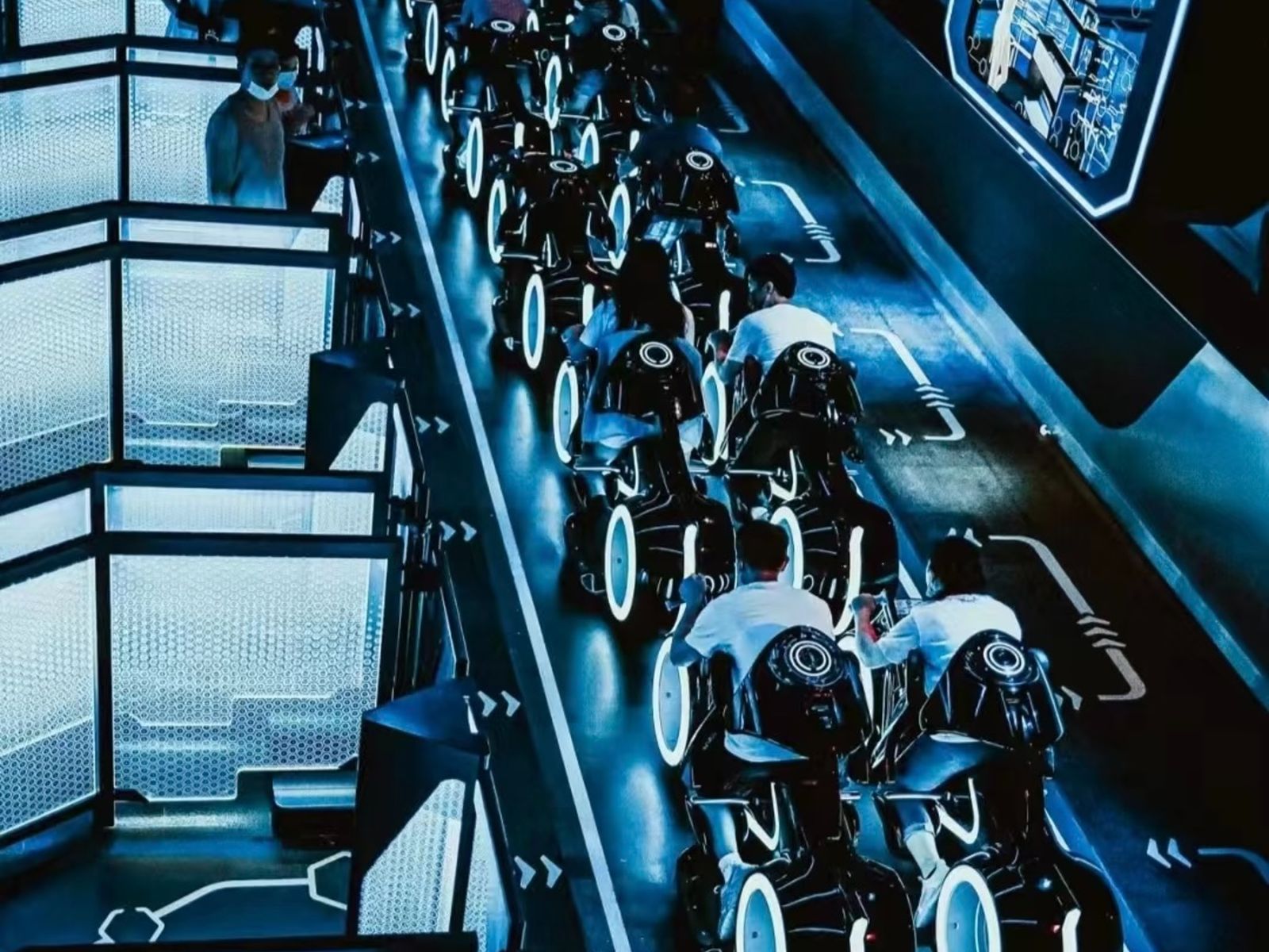 Космический экспресс Трон