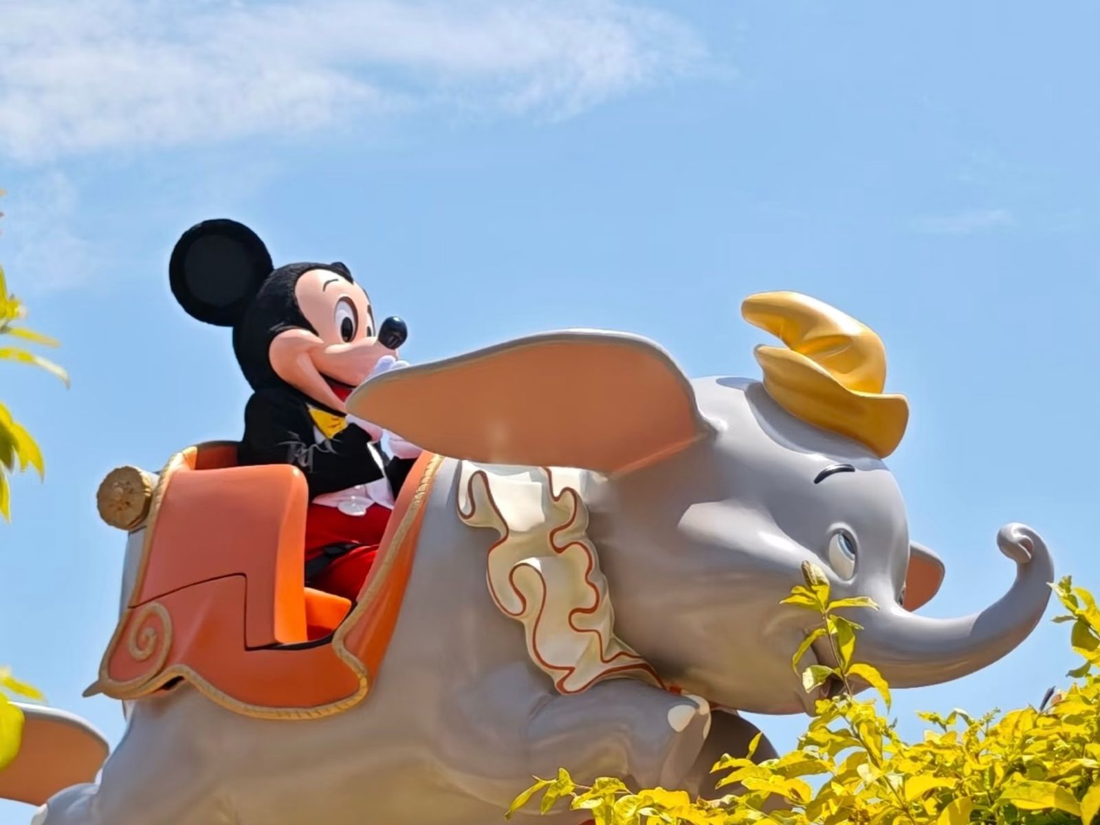 Летающий слон