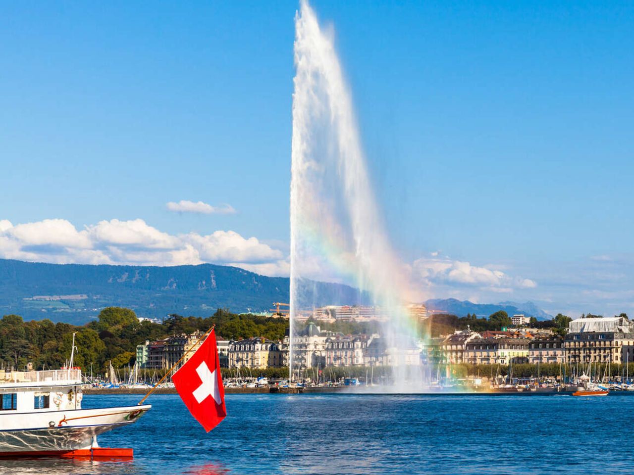 Индивидуальная обзорная экскурсия по Женеве пешком и на авто - индивидуальная экскурсия в Женеве длительностью 3 часа с количеством участников до 4 человек цена экскурсии 515€