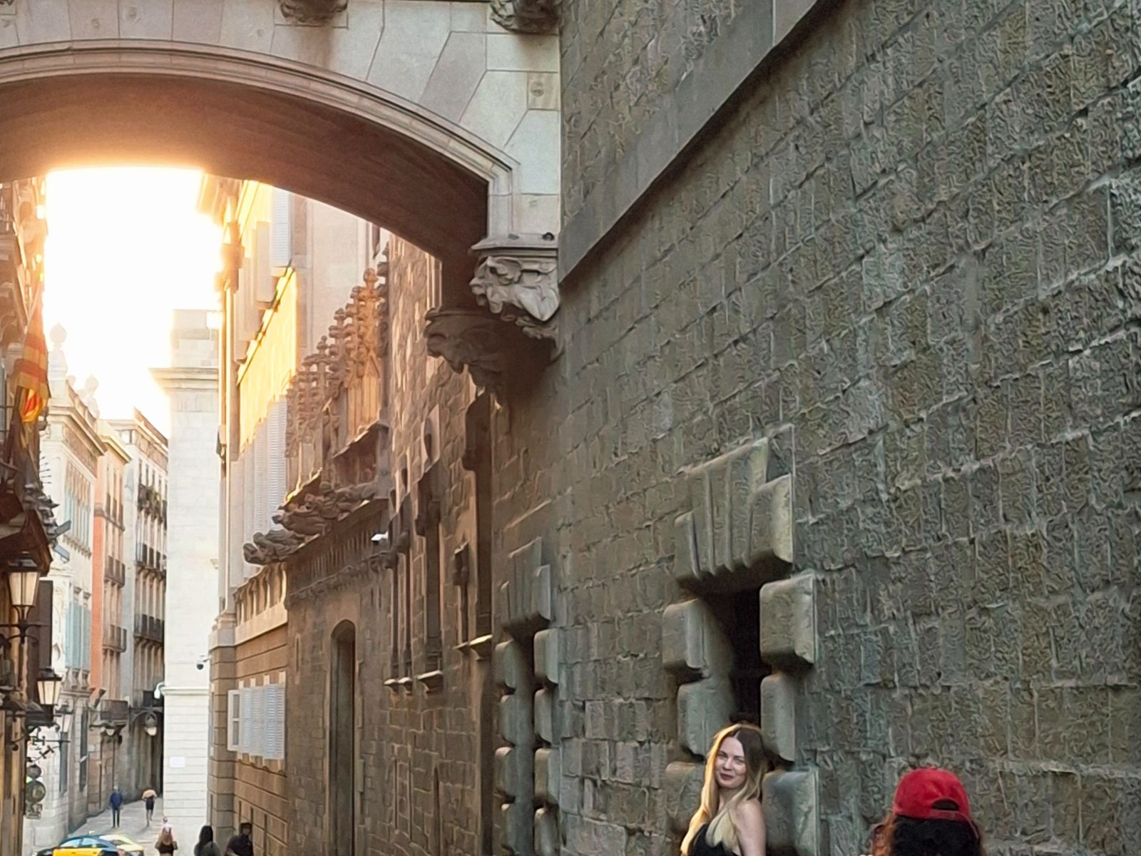 Готический квартал на рассвете