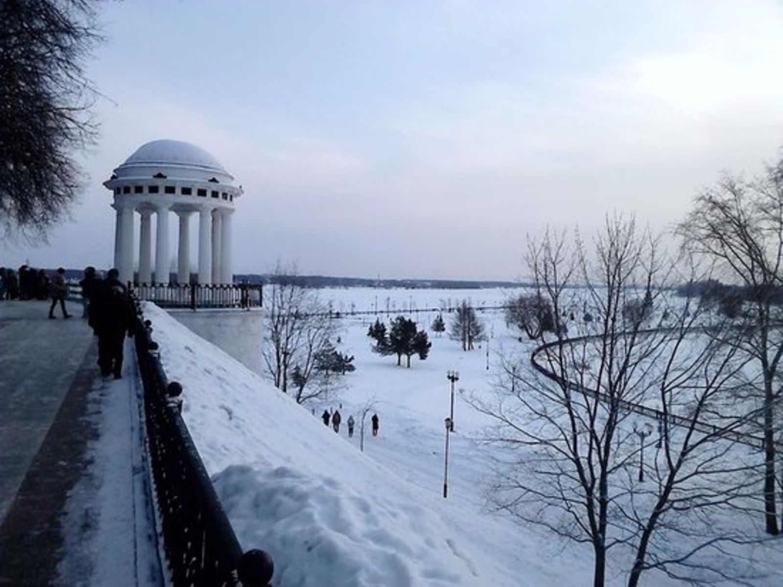 Набережная